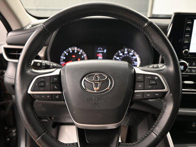 used 2022 Toyota Highlander car, priced at $36,791