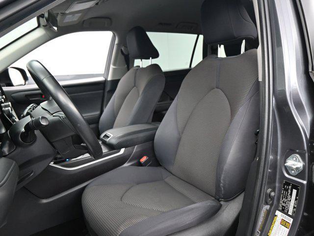used 2022 Toyota Highlander car, priced at $36,791