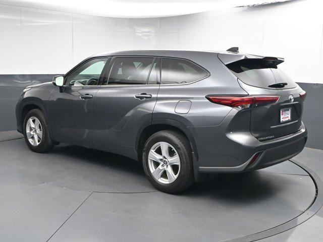 used 2022 Toyota Highlander car, priced at $36,791