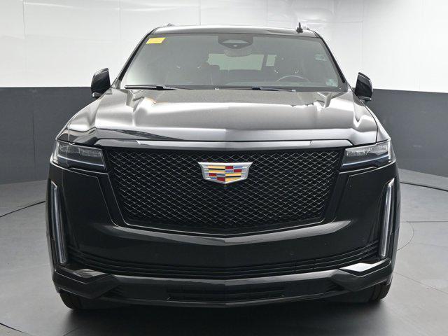 used 2023 Cadillac Escalade ESV car, priced at $65,392