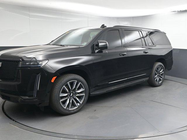 used 2023 Cadillac Escalade ESV car, priced at $65,392