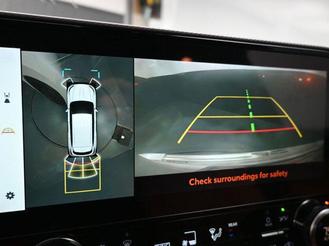 used 2023 Toyota Highlander Hybrid car, priced at $41,491