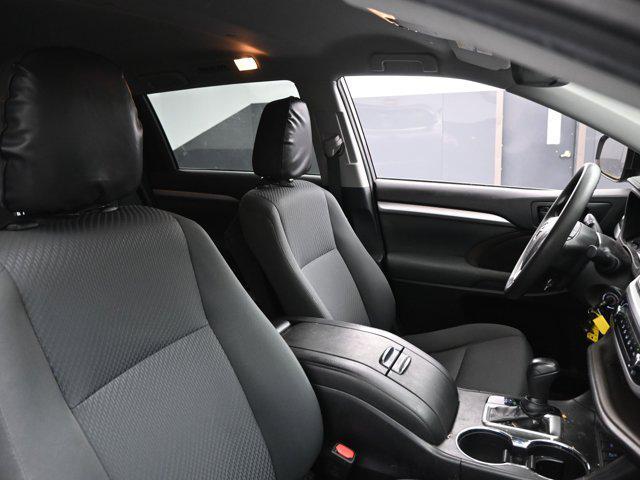used 2019 Toyota Highlander car, priced at $20,992