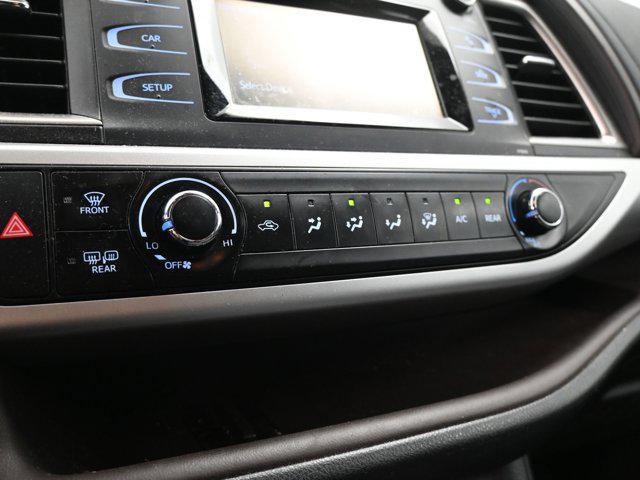 used 2019 Toyota Highlander car, priced at $20,992