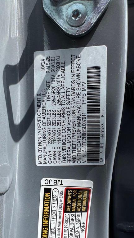 used 2025 Acura RDX car, priced at $53,999