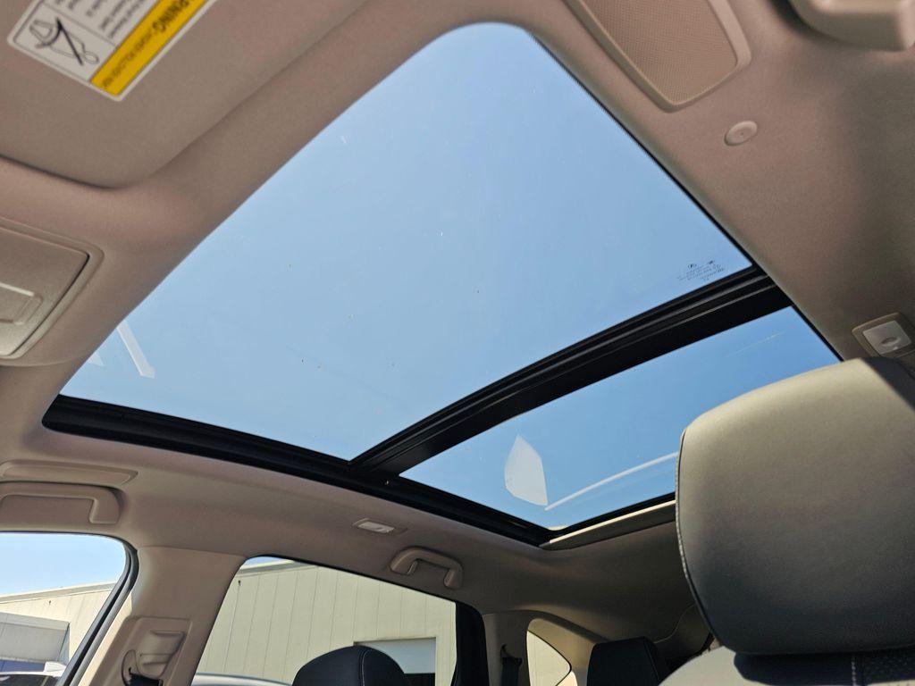 new 2025 Acura RDX car, priced at $51,154
