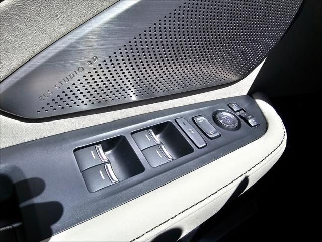 new 2025 Acura RDX car, priced at $54,400