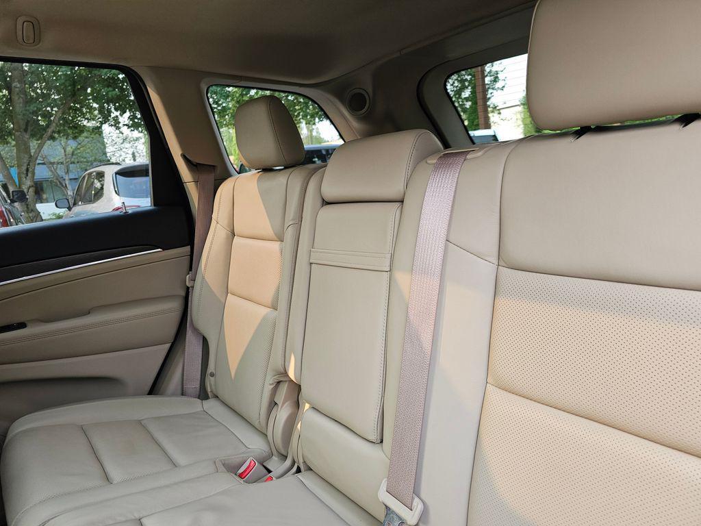 used 2016 Jeep Grand Cherokee car, priced at $13,990