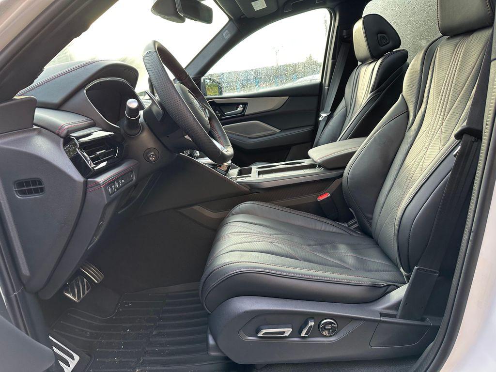 new 2025 Acura MDX car, priced at $70,250