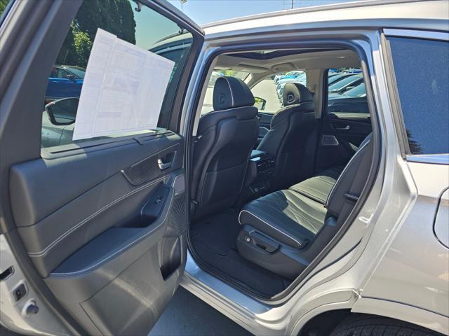 new 2025 Acura MDX car, priced at $67,650