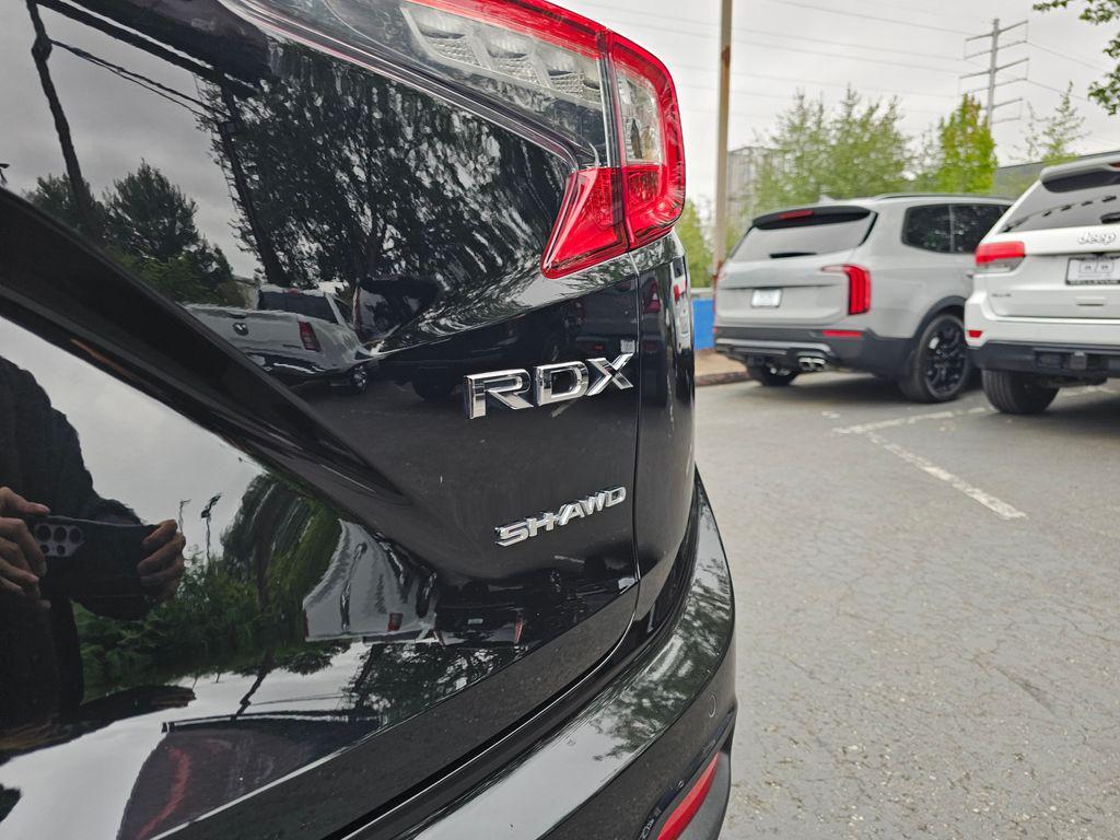 used 2024 Acura RDX car, priced at $43,990