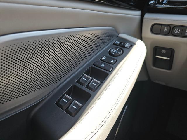 new 2025 Acura MDX car, priced at $60,150