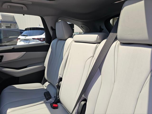 new 2025 Acura MDX car, priced at $60,150