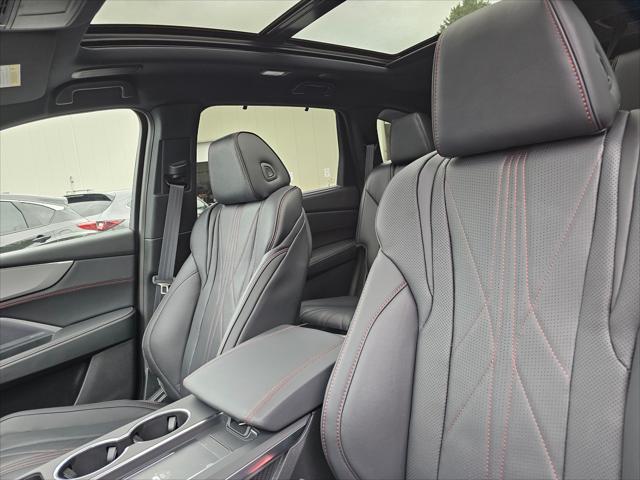 new 2025 Acura MDX car, priced at $70,250