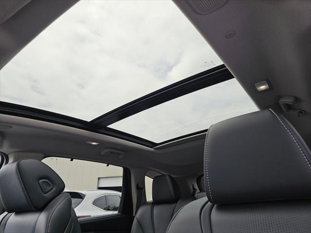 used 2025 Acura MDX car, priced at $55,500