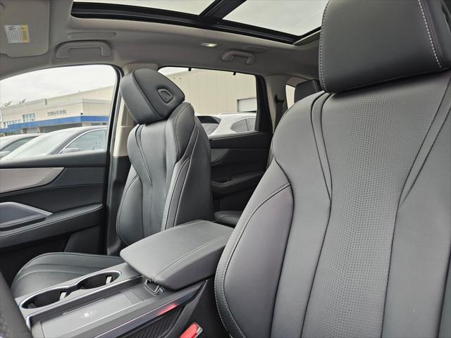 used 2025 Acura MDX car, priced at $55,500