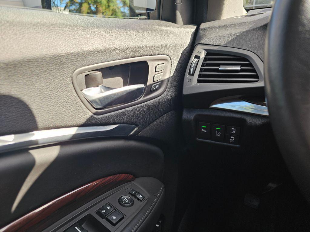 used 2016 Acura MDX car, priced at $15,998