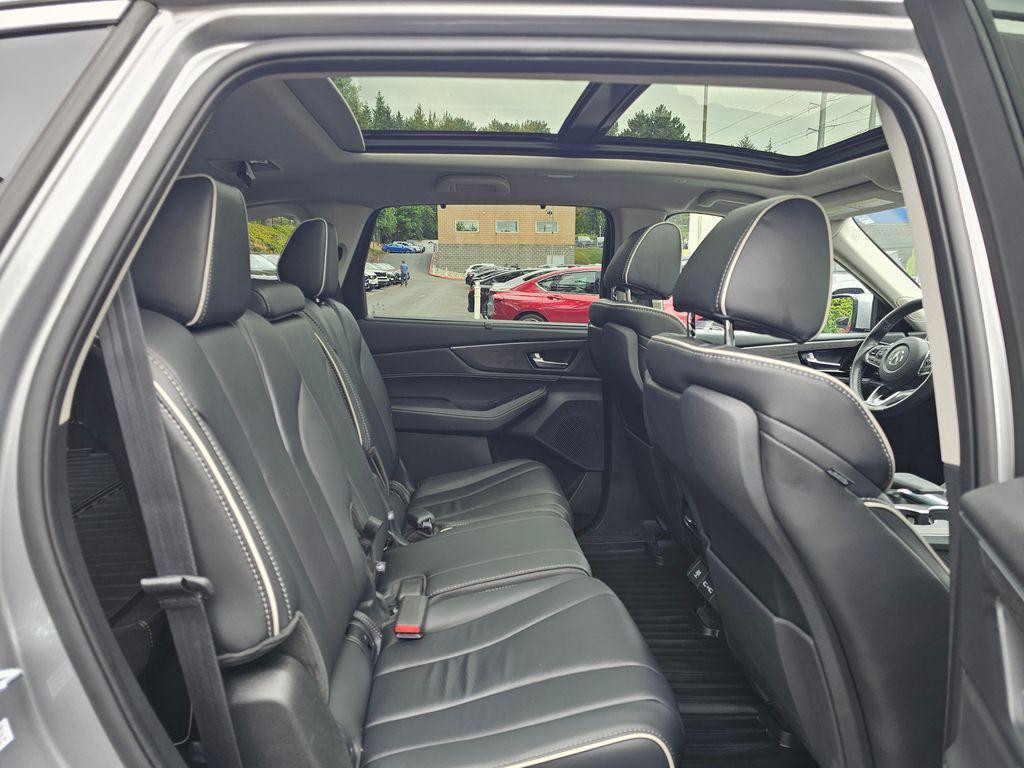 used 2024 Acura MDX car, priced at $52,550