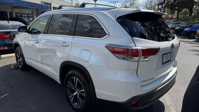 used 2016 Toyota Highlander car, priced at $25,998