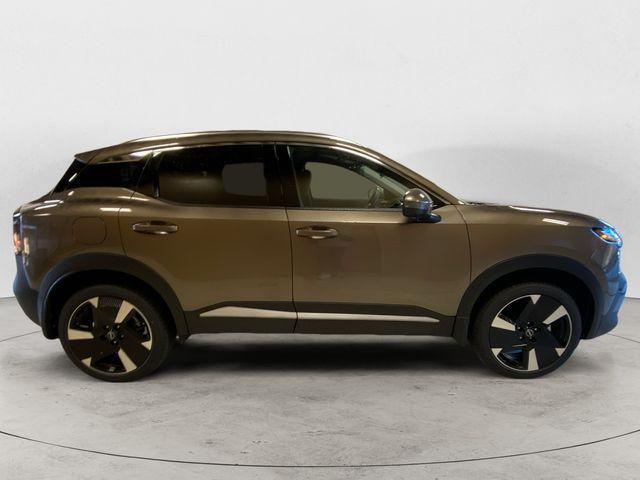 new 2025 Nissan Kicks car, priced at $28,429