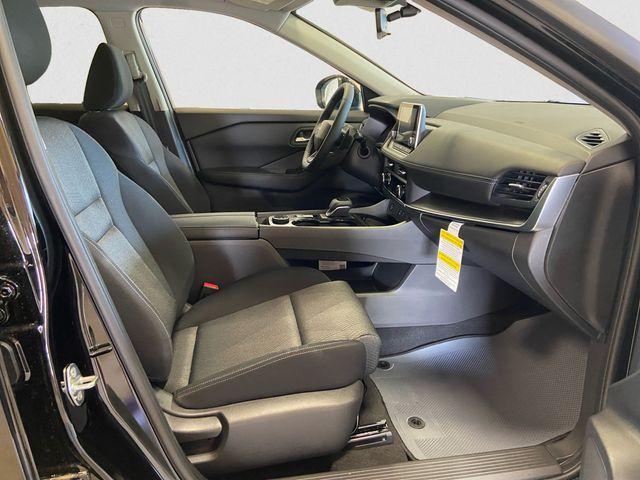 new 2025 Nissan Rogue car, priced at $33,385