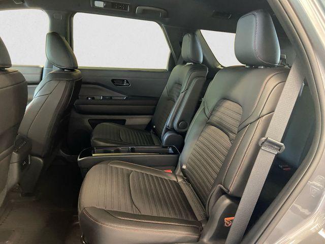 new 2025 Nissan Pathfinder car, priced at $42,138