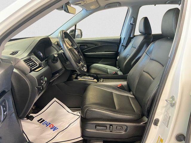 used 2022 Honda Pilot car, priced at $31,965