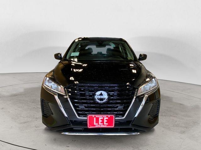 new 2025 Nissan Kicks Play car, priced at $23,850