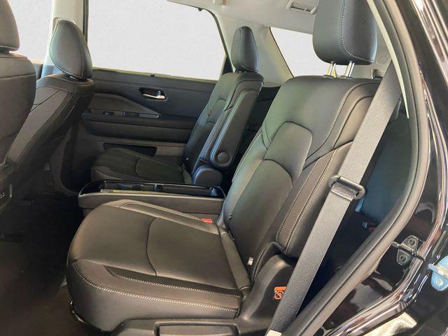 new 2025 Nissan Pathfinder car, priced at $46,255