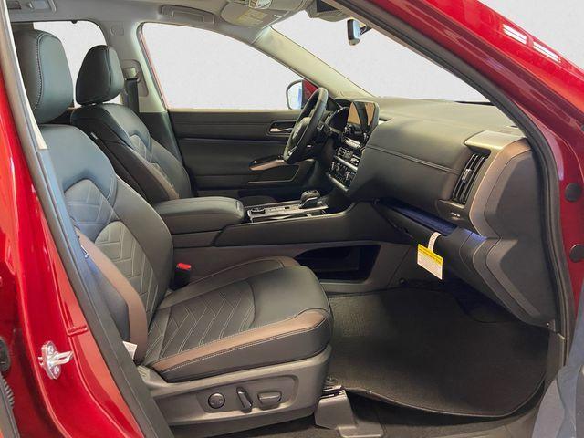 new 2025 Nissan Pathfinder car, priced at $49,485