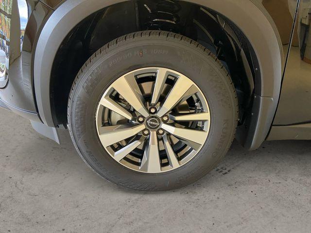 new 2025 Nissan Pathfinder car, priced at $43,975