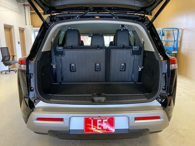 new 2025 Nissan Pathfinder car, priced at $43,975