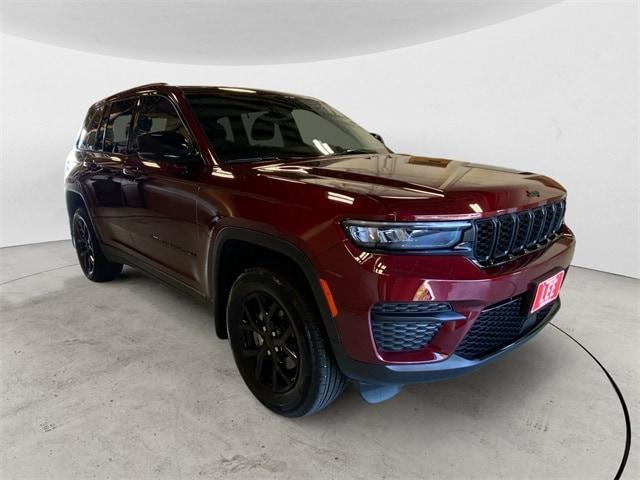 used 2024 Jeep Grand Cherokee car, priced at $40,495