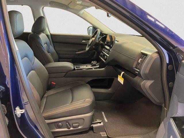new 2025 Nissan Pathfinder car, priced at $44,415