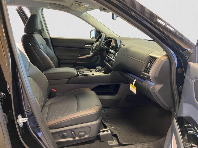 new 2025 Nissan Pathfinder car, priced at $51,050