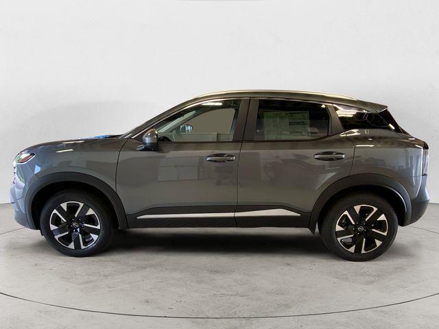 new 2025 Nissan Kicks car, priced at $27,925