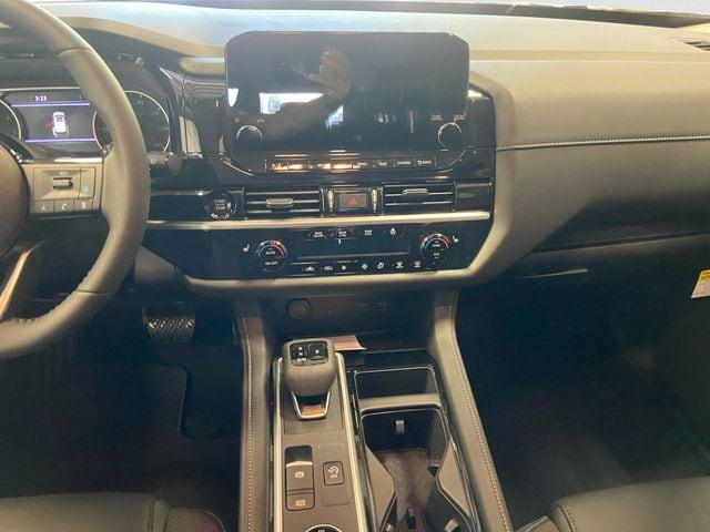 new 2025 Nissan Pathfinder car, priced at $43,580