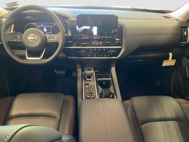 new 2025 Nissan Pathfinder car, priced at $43,580