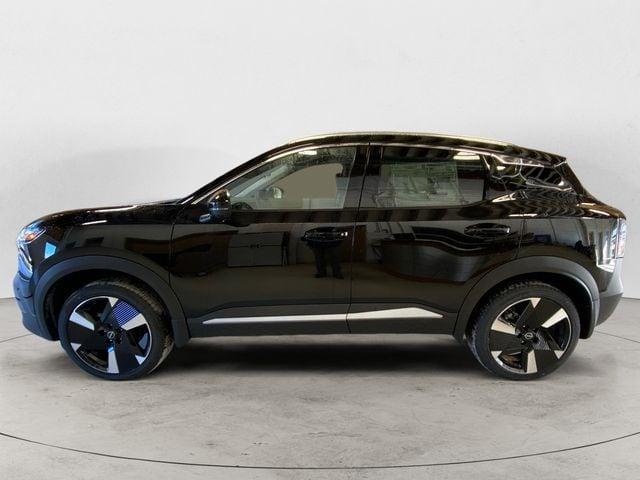 new 2025 Nissan Kicks car, priced at $28,995