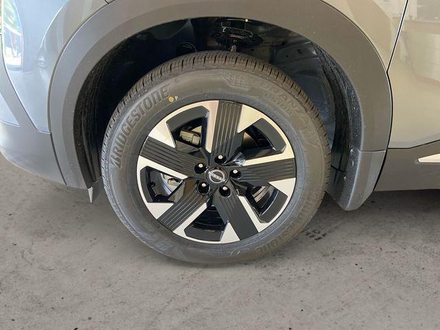 new 2025 Nissan Kicks car, priced at $29,210