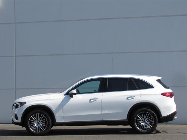 new 2024 Mercedes-Benz GLC 300 car, priced at $58,375