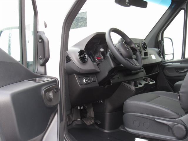 used 2024 Mercedes-Benz Sprinter 2500 car, priced at $59,992