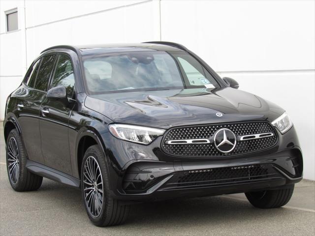 new 2024 Mercedes-Benz GLC 300 car, priced at $62,365