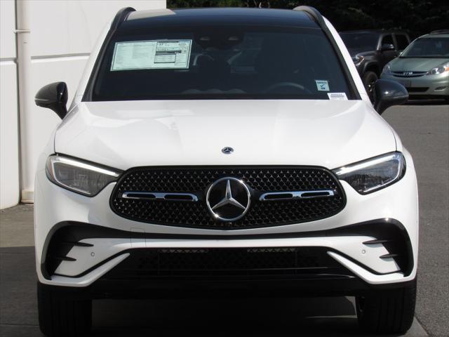 new 2024 Mercedes-Benz GLC 300 car, priced at $61,925