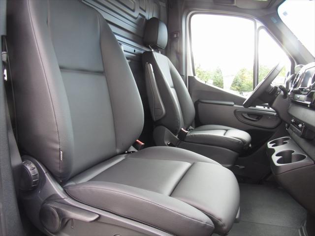 new 2025 Mercedes-Benz Sprinter 2500 car, priced at $59,909