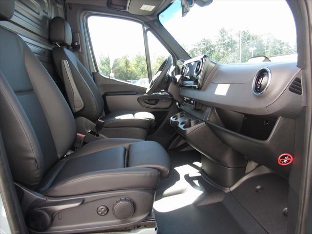 new 2025 Mercedes-Benz Sprinter 2500 car, priced at $66,378