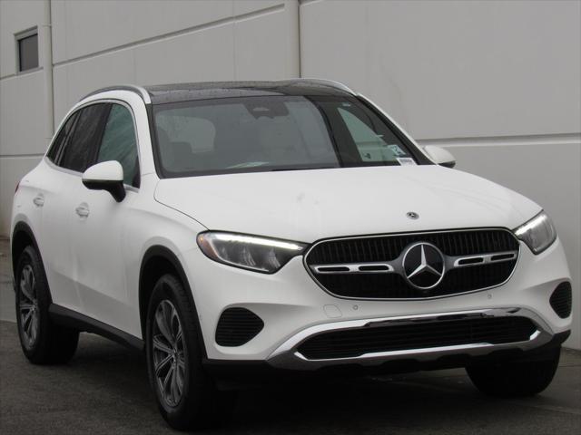 new 2025 Mercedes-Benz GLC 300 car, priced at $54,285