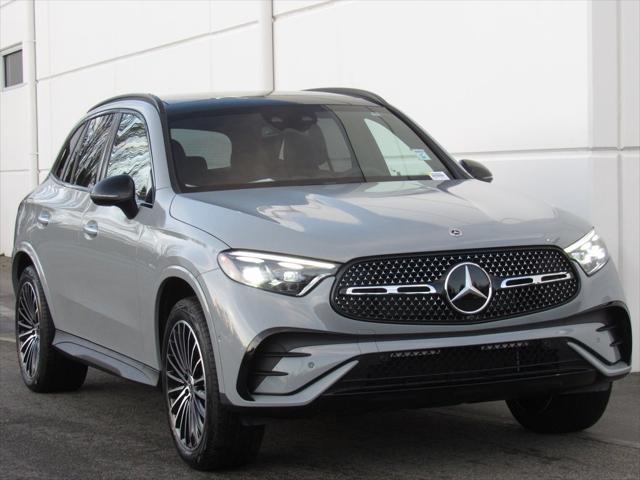 new 2025 Mercedes-Benz GLC 350e car, priced at $75,565