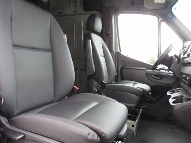 new 2025 Mercedes-Benz Sprinter 2500 car, priced at $79,685