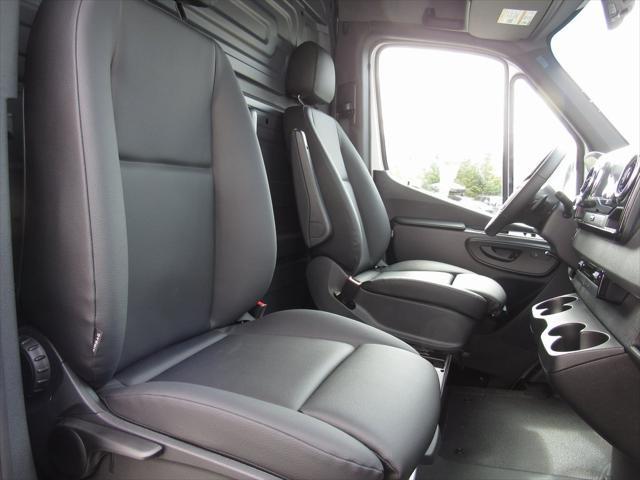 new 2024 Mercedes-Benz Sprinter 2500 car, priced at $72,219